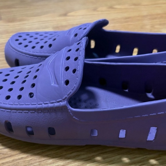 Floafers Purple Slip-On Clogs size 3 - Picture 5 of 6